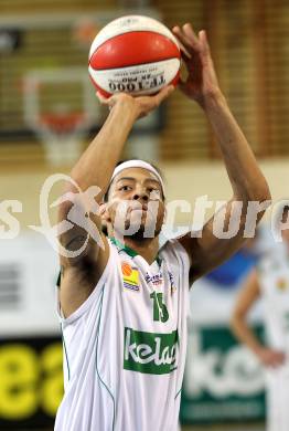 Basketball Bundesliga.  Woerthersee Piraten gegen BC Vienna .  Thomas Kennedy (Piraten). Klagenfurt, 19.2.2011
Foto:  Kuess

---
pressefotos, pressefotografie, kuess, qs, qspictures, sport, bild, bilder, bilddatenbank