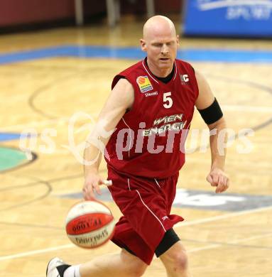 Basketball Bundesliga.  Woerthersee Piraten gegen BC Vienna .  Mike Coffin  (Vienna). Klagenfurt, 19.2.2011
Foto:  Kuess

---
pressefotos, pressefotografie, kuess, qs, qspictures, sport, bild, bilder, bilddatenbank