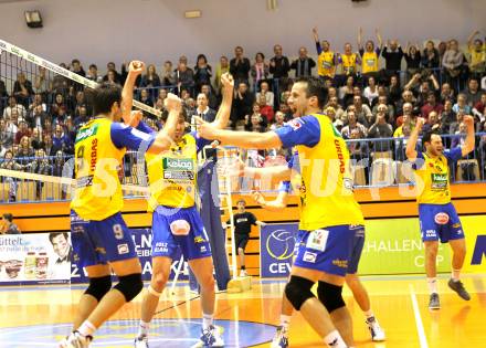 Volleyball. Challenge Cup. SK Aich/Dob gegen Arkas Izmir (TUR). Jubel (Aich/Dob). Prevalje, 22.2.2011.
Foto: Kuess

---
pressefotos, pressefotografie, kuess, qs, qspictures, sport, bild, bilder, bilddatenbank