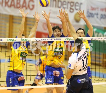 Volleyball. Challenge Cup. SK Aich/Dob gegen Arkas Izmir (TUR). Koch Robert, Kirchev Petar,  Grut Andrej (Aich/Dob). Prevalje, 22.2.2011.
Foto: Kuess

---
pressefotos, pressefotografie, kuess, qs, qspictures, sport, bild, bilder, bilddatenbank