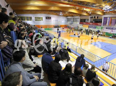 Volleyball. Challenge Cup. SK Aich/Dob gegen Arkas Izmir (TUR). Fans. Prevalje, 22.2.2011.
Foto: Kuess

---
pressefotos, pressefotografie, kuess, qs, qspictures, sport, bild, bilder, bilddatenbank