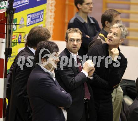 Volleyball. Challenge Cup. SK Aich/Dob gegen Arkas Izmir (TUR). Rudi Urban (Zveza Bank), Benjamin Wakounig. Prevalje, 22.2.2011.
Foto: Kuess

---
pressefotos, pressefotografie, kuess, qs, qspictures, sport, bild, bilder, bilddatenbank