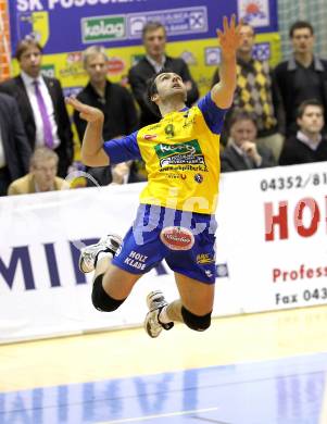 Volleyball. Challenge Cup. SK Aich/Dob gegen Arkas Izmir (TUR). Grut Andrej (Aich/Dob). Prevalje, 22.2.2011.
Foto: Kuess

---
pressefotos, pressefotografie, kuess, qs, qspictures, sport, bild, bilder, bilddatenbank