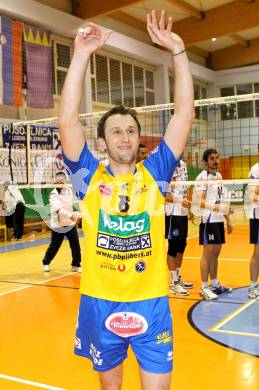 Volleyball. Challenge Cup. SK Aich/Dob gegen Arkas Izmir (TUR). Robert Koch (Aich/Dob). Prevalje, 22.2.2011.
Foto: Kuess

---
pressefotos, pressefotografie, kuess, qs, qspictures, sport, bild, bilder, bilddatenbank