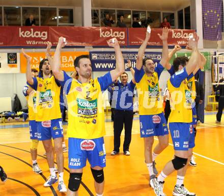 Volleyball. Challenge Cup. SK Aich/Dob gegen Arkas Izmir (TUR). Jubel (Aich/Dob). Prevalje, 22.2.2011.
Foto: Kuess

---
pressefotos, pressefotografie, kuess, qs, qspictures, sport, bild, bilder, bilddatenbank