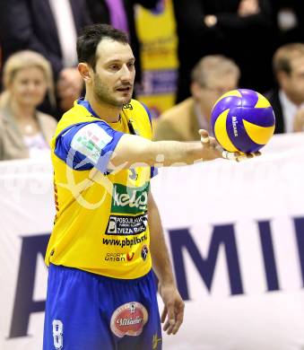 Volleyball. Challenge Cup. SK Aich/Dob gegen Arkas Izmir (TUR).  Divis Peter (Aich/Dob). Prevalje, 22.2.2011.
Foto: Kuess

---
pressefotos, pressefotografie, kuess, qs, qspictures, sport, bild, bilder, bilddatenbank