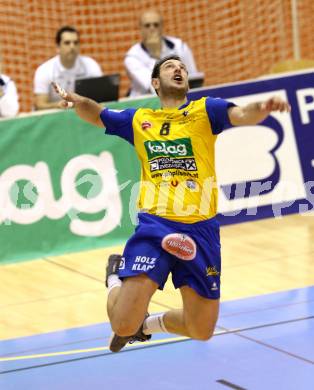 Volleyball. Challenge Cup. SK Aich/Dob gegen Arkas Izmir (TUR). Divis Peter (Aich/Dob). Prevalje, 22.2.2011.
Foto: Kuess

---
pressefotos, pressefotografie, kuess, qs, qspictures, sport, bild, bilder, bilddatenbank