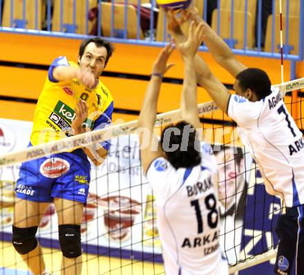 Volleyball. Challenge Cup. SK Aich/Dob gegen Arkas Izmir (TUR). Grut Andrej (Aich/Dob). Prevalje, 22.2.2011.
Foto: Kuess

---
pressefotos, pressefotografie, kuess, qs, qspictures, sport, bild, bilder, bilddatenbank