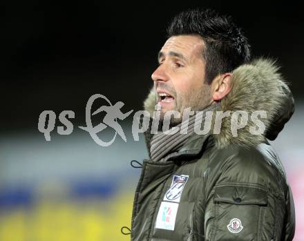 Fussball Erste Liga. WAC/St. Andrae gegen SV Groedig.Trainer Nenad Bjelica (WAC).. Wolfsberg, 25.2.2011
Foto: Kuess

---
pressefotos, pressefotografie, kuess, qs, qspictures, sport, bild, bilder, bilddatenbank