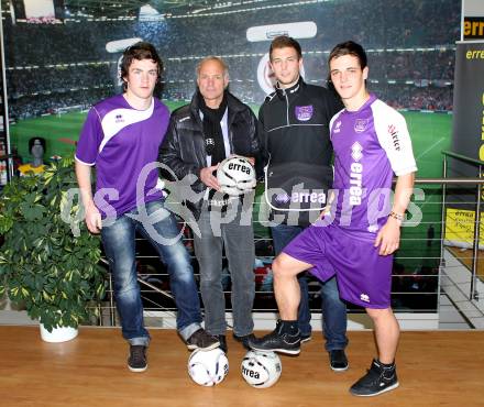 Fussball Regionalliga. Pressekonferenz.  SK Austria Klagenfurt. Walter Schoppitsch,  Martin Tschernuth, Martin Salentinig, Matthias Wrienz. Klagenfurt, 25.2.2011.
Foto: Kuess
---
pressefotos, pressefotografie, kuess, qs, qspictures, sport, bild, bilder, bilddatenbank