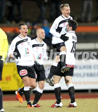 Fussball Erste Liga. WAC/St. Andrae gegen SV Groedig. Torjubel WAC. Wolfsberg, 25.2.2011
Foto: Kuess

---
pressefotos, pressefotografie, kuess, qs, qspictures, sport, bild, bilder, bilddatenbank