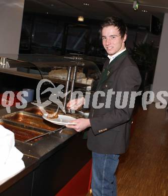 Fussball Regionalliga. SK Austria Klagenfurt. Tag der Austria Familie. Testspiel SK Austria Klagenfurt gegen Sencur (SLO). Klagenfurt, am 26.2.2011.
Foto: Kuess
---
pressefotos, pressefotografie, kuess, qs, qspictures, sport, bild, bilder, bilddatenbank