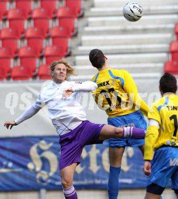 Fussball Regionalliga. SK Austria Klagenfurt. Tag der Austria Familie. Testspiel SK Austria Klagenfurt gegen Sencur (SLO). Johannes Isopp (Klagenfurt).  Klagenfurt, am 26.2.2011.
Foto: Kuess
---
pressefotos, pressefotografie, kuess, qs, qspictures, sport, bild, bilder, bilddatenbank