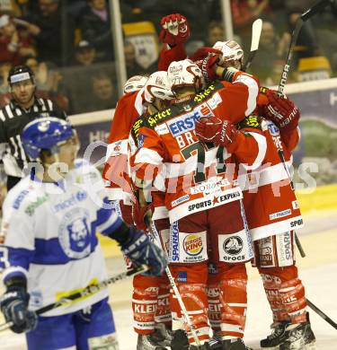 EBEL. Eishockey Bundesliga. KAC gegen KHL Medvescak Zagreb. Jubel (KAC).. Klagenfurt, am 27.2.2011.
Foto: Kuess 

---
pressefotos, pressefotografie, kuess, qs, qspictures, sport, bild, bilder, bilddatenbank