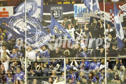 EBEL. Eishockey Bundesliga. KAC gegen KHL Medvescak Zagreb. Fans  (Zagreb). Klagenfurt, am 27.2.2011.
Foto: Kuess 

---
pressefotos, pressefotografie, kuess, qs, qspictures, sport, bild, bilder, bilddatenbank