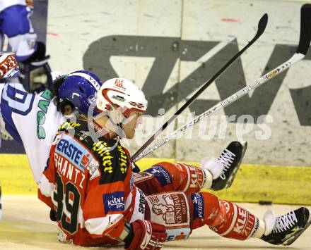 EBEL. Eishockey Bundesliga. KAC gegen KHL Medvescak Zagreb. SHANTZ Jeffery (KAC), RABBIT Wacey (Zagreb). Klagenfurt, am 27.2.2011.
Foto: Kuess 

---
pressefotos, pressefotografie, kuess, qs, qspictures, sport, bild, bilder, bilddatenbank