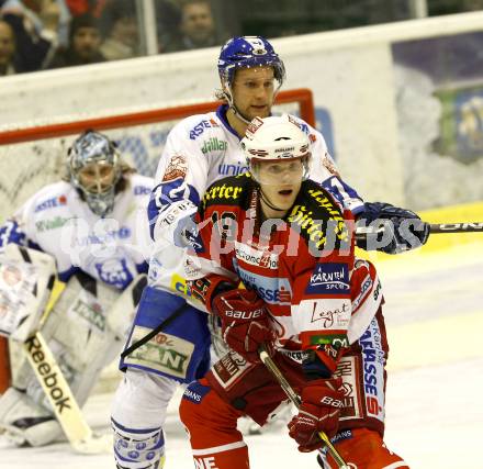 EBEL. Eishockey Bundesliga. KAC gegen KHL Medvescak Zagreb. GEIER Stefan (KAC), GAZDIC Ben (Zagreb). Klagenfurt, am 27.2.2011.
Foto: Kuess 

---
pressefotos, pressefotografie, kuess, qs, qspictures, sport, bild, bilder, bilddatenbank