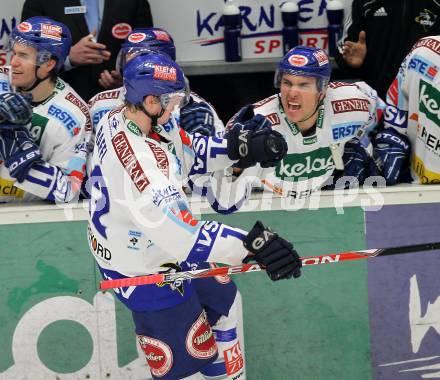 EBEL. Eishockey Bundesliga. EC  VSV gegen EHC LIWEST Linz.  Torjubel Michael Raffl, Joshua Langfeld (VSV). Villach, am 27.2.2011.
Foto: Kuess 


---
pressefotos, pressefotografie, kuess, qs, qspictures, sport, bild, bilder, bilddatenbank