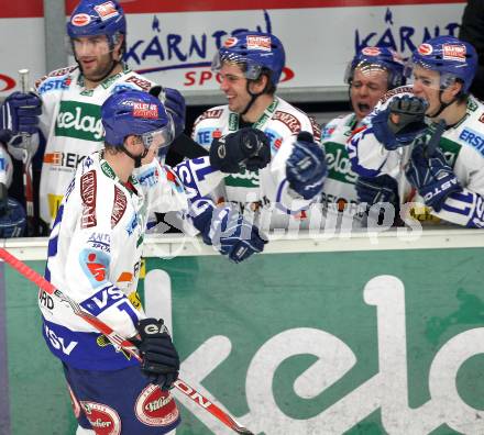 EBEL. Eishockey Bundesliga. EC  VSV gegen EHC LIWEST Linz.  Torjubel Michael Raffl, Benjamin Petrik, Roland Kaspitz, Nico Toff (VSV). Villach, am 27.2.2011.
Foto: Kuess 


---
pressefotos, pressefotografie, kuess, qs, qspictures, sport, bild, bilder, bilddatenbank