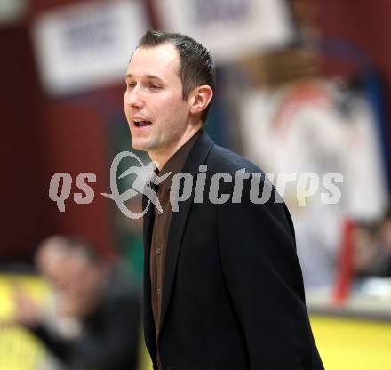 Basketball ABL 2010-11 H2. Woerthersee Piraten gegen WBC Raiffeisen Wels.  Gerald Wasshuber  (Wels). Klagenfurt, 3.3.2011
Foto:  Kuess

---
pressefotos, pressefotografie, kuess, qs, qspictures, sport, bild, bilder, bilddatenbank