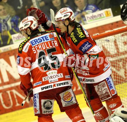 EBEL. Eishockey Bundesliga. EC KAC gegen KHL Medvescak Zagreb. Torjubel Manuel Geier, David Schuller (KAC). Klagenfurt, am 3.3.2011.
Foto: Kuess 

---
pressefotos, pressefotografie, kuess, qs, qspictures, sport, bild, bilder, bilddatenbank