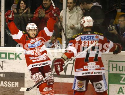 EBEL. Eishockey Bundesliga. EC KAC gegen KHL Medvescak Zagreb. Torjubel Tyler Scofield, Sean Brown (KAC). Klagenfurt, am 3.3.2011.
Foto: Kuess 

---
pressefotos, pressefotografie, kuess, qs, qspictures, sport, bild, bilder, bilddatenbank