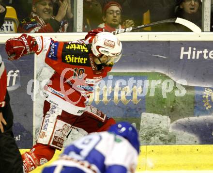 EBEL. Eishockey Bundesliga. EC KAC gegen KHL Medvescak Zagreb. Torjubel Tyler Scofield (KAC). Klagenfurt, am 3.3.2011.
Foto: Kuess 

---
pressefotos, pressefotografie, kuess, qs, qspictures, sport, bild, bilder, bilddatenbank