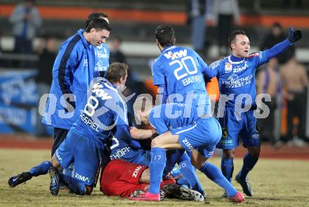 Fussball. Erste Liga. WAC/St. Andrae gegen FC Lustenau. Jubel Lustenau. Wolfsberg, 4.3.2011.
Foto: Kuess

---
pressefotos, pressefotografie, kuess, qs, qspictures, sport, bild, bilder, bilddatenbank