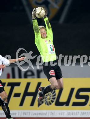 Fussball. Erste Liga. WAC/St. Andrae gegen FC Lustenau. Christian Dobnik (WAC). Wolfsberg, 4.3.2011.
Foto: Kuess

---
pressefotos, pressefotografie, kuess, qs, qspictures, sport, bild, bilder, bilddatenbank