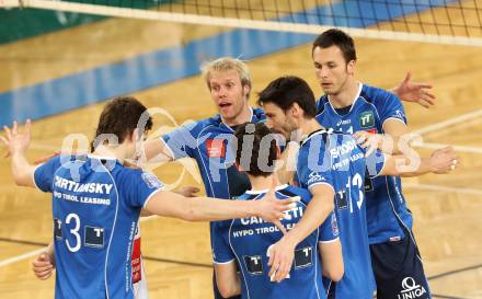 Volleyball AVL. VBL Woerthersee Loewen gegen Hypo Tirol Volleyballteam. Jubel (Tirol). Klagenfurt, am 5.3.2011.
Foto: Kuess 
---
pressefotos, pressefotografie, kuess, qs, qspictures, sport, bild, bilder, bilddatenbank