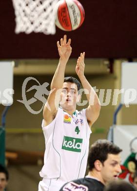 Basketball ABL 2010-11 H2. Woerthersee Piraten gegen WBC Raiffeisen Wels.  Martin Breithuber, (Piraten). Klagenfurt, 3.3.2011
Foto:  Kuess

---
pressefotos, pressefotografie, kuess, qs, qspictures, sport, bild, bilder, bilddatenbank