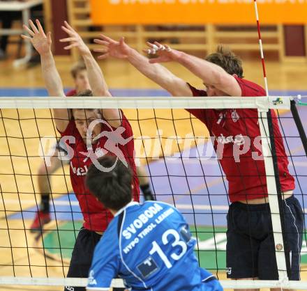 Volleyball AVL. VBL Woerthersee Loewen gegen Hypo Tirol Volleyballteam. Matthew Thobe, Cole Reinholm (Loewen). Klagenfurt, am 5.3.2011.
Foto: Kuess 
---
pressefotos, pressefotografie, kuess, qs, qspictures, sport, bild, bilder, bilddatenbank