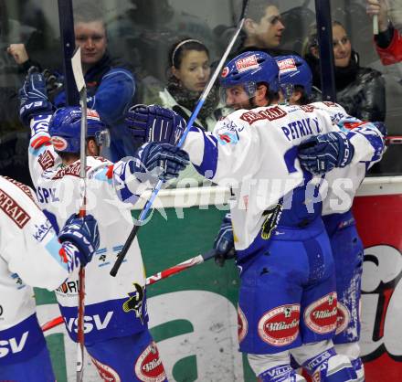 EBEL. Eishockey Bundesliga. EC  VSV gegen EHC LIWEST Linz.  Torjubel VSV. Villach, am 8.3.2011.
Foto: Kuess 


---
pressefotos, pressefotografie, kuess, qs, qspictures, sport, bild, bilder, bilddatenbank