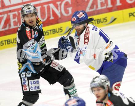 EBEL. Eishockey Bundesliga. EC  VSV gegen EHC LIWEST Linz. Derek Damon,  (VSV), Recardo Bronilla (Linz). Villach, am 8.3.2011.
Foto: Kuess 


---
pressefotos, pressefotografie, kuess, qs, qspictures, sport, bild, bilder, bilddatenbank