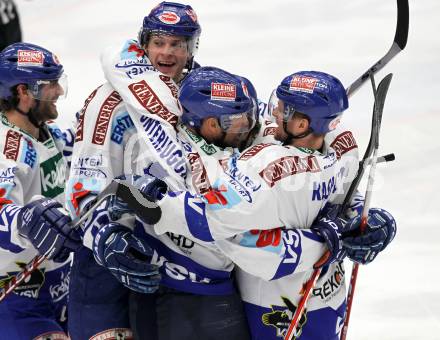 EBEL. Eishockey Bundesliga. EC  VSV gegen EHC LIWEST Linz. Jubel VSV. Villach, am 8.3.2011.
Foto: Kuess 


---
pressefotos, pressefotografie, kuess, qs, qspictures, sport, bild, bilder, bilddatenbank