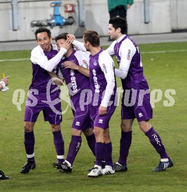 Fussball. Regionalliga. SK Austria Klagenfurt gegen DSV Leoben. Torjubel Klagenfurt. Klagenfurt, 11.3.2011.
Fotos: Kuess
---
pressefotos, pressefotografie, kuess, qs, qspictures, sport, bild, bilder, bilddatenbank