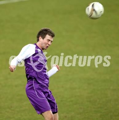 Fussball. Regionalliga. SK Austria Klagenfurt gegen DSV Leoben. Matthias Wrienz (Klagenfurt). Klagenfurt, 11.3.2011.
Fotos: Kuess
---
pressefotos, pressefotografie, kuess, qs, qspictures, sport, bild, bilder, bilddatenbank