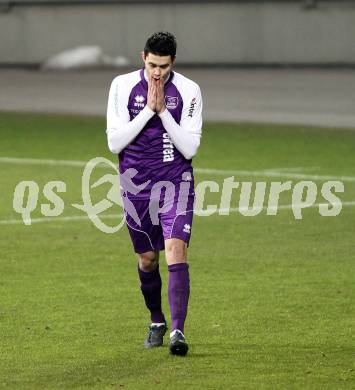 Fussball. Regionalliga. SK Austria Klagenfurt gegen DSV Leoben. Stephan Buergler (Klagenfurt). Klagenfurt, 11.3.2011.
Fotos: Kuess
---
pressefotos, pressefotografie, kuess, qs, qspictures, sport, bild, bilder, bilddatenbank