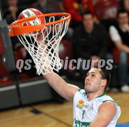 ABL. Basketbal Bundesliga. Kelag Woerthersee Piraten gegen UBC Guessing Knights. Bernhard Weber (Piraten). Klagenfurt, am 12.3.2011.
Foto: Kuess
---
pressefotos, pressefotografie, kuess, qs, qspictures, sport, bild, bilder, bilddatenbank