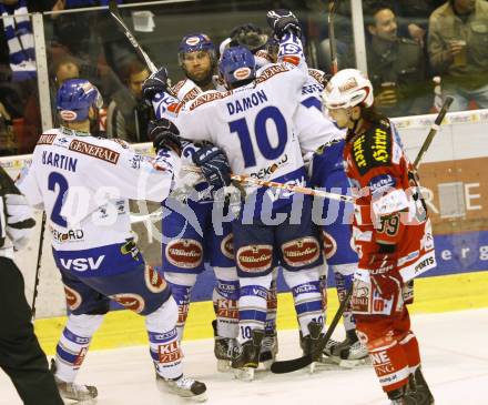 EBEL. Eishockey Bundesliga. KAC gegen VSV. Torjubel VSV. Klagenfurt, am 15.3.2011.
Foto: Kuess 

---
pressefotos, pressefotografie, kuess, qs, qspictures, sport, bild, bilder, bilddatenbank