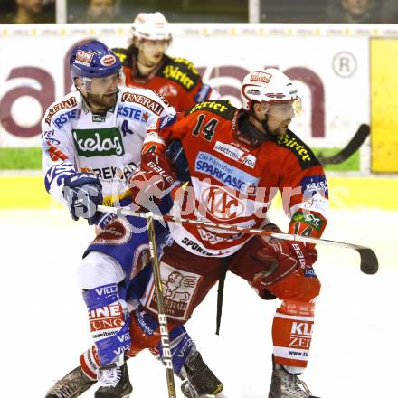 EBEL. Eishockey Bundesliga. KAC gegen VSV. Johannes Reichel, (KAC),  Nikolas Petrik (VSV). Klagenfurt, am 15.3.2011.
Foto: Kuess 

---
pressefotos, pressefotografie, kuess, qs, qspictures, sport, bild, bilder, bilddatenbank