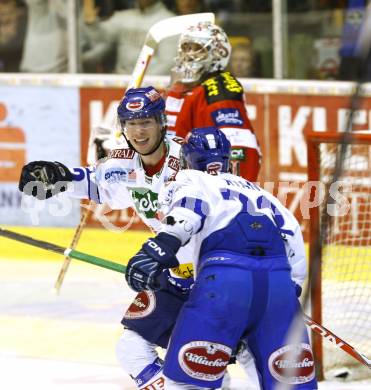 EBEL. Eishockey Bundesliga. KAC gegen VSV. Torjubel Michael Raffl (VSV). Klagenfurt, am 15.3.2011.
Foto: Kuess 

---
pressefotos, pressefotografie, kuess, qs, qspictures, sport, bild, bilder, bilddatenbank