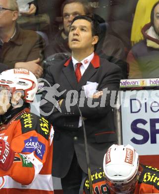 EBEL. Eishockey Bundesliga. KAC gegen VSV. Trainer Many Viveiros (KAC). Klagenfurt, am 15.3.2011.
Foto: Kuess 

---
pressefotos, pressefotografie, kuess, qs, qspictures, sport, bild, bilder, bilddatenbank