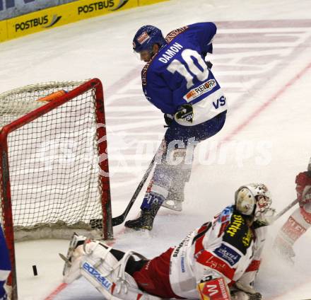 EBEL. Eishockey Bundesliga. EC  VSV gegen KAC.  Nicht gegebenes Tor von Derek Damon, (VSV), Andy Chiodo (KAC). Villach, am 17.3.2011.
Foto: Kuess 


---
pressefotos, pressefotografie, kuess, qs, qspictures, sport, bild, bilder, bilddatenbank