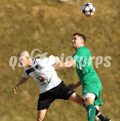 Fussball Kaerntner Liga. Voelkermarkt gegen WAC/St. Andrae Amateure 1B. Benno Grottenegg (Voelkermarkt), Stefan Korepp (WAC). Voelkermarkt, am 19.3.2011.
Foto: Kuess
---
pressefotos, pressefotografie, kuess, qs, qspictures, sport, bild, bilder, bilddatenbank