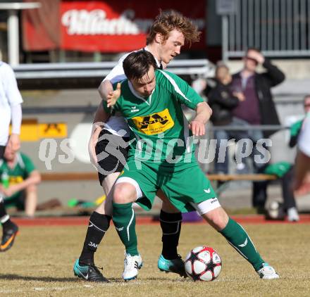 Fussball Kaerntner Liga. Voelkermarkt gegen WAC/St. Andrae Amateure 1B. Thomas Skofitsch (Voelkermarkt), Mathias Berchtold (WAC). Voelkermarkt, am 19.3.2011.
Foto: Kuess
---
pressefotos, pressefotografie, kuess, qs, qspictures, sport, bild, bilder, bilddatenbank