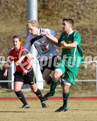 Fussball Kaerntner Liga. Voelkermarkt gegen WAC/St. Andrae Amateure 1B. Benno Grottenegg (Voelkermarkt), Marcel Stoni (WAC). Voelkermarkt, am 19.3.2011.
Foto: Kuess
---
pressefotos, pressefotografie, kuess, qs, qspictures, sport, bild, bilder, bilddatenbank