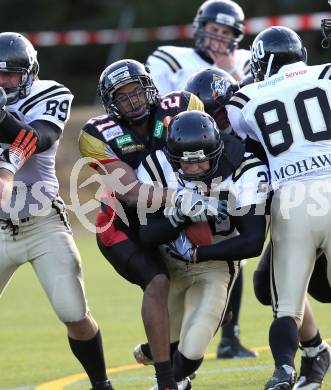 American Football. Black Lions gegen Prag. Kellen Pruitt (Black Lions). Poggersdorf, am 19.3.2011.
Foto: Kuess
---
pressefotos, pressefotografie, kuess, qs, qspictures, sport, bild, bilder, bilddatenbank