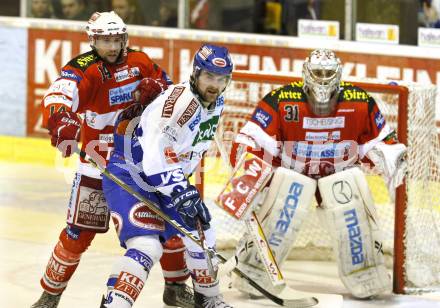 EBEL. Eishockey Bundesliga. KAC gegen VSV. Johannes Reichel, Andy Chiodo, (KAC), Jonathan Ferland (VSV). Klagenfurt, am 20.3.2011.
Foto: Kuess 

---
pressefotos, pressefotografie, kuess, qs, qspictures, sport, bild, bilder, bilddatenbank