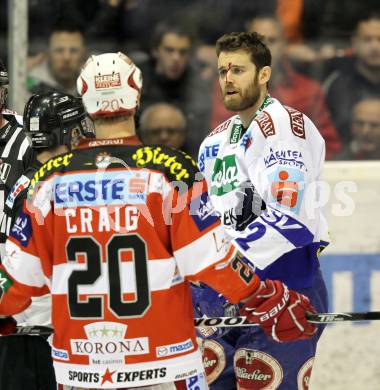 EBEL. Eishockey Bundesliga. KAC gegen VSV. Mike Craig, (KAC), Michael Martin (VSV). Klagenfurt, am 20.3.2011.
Foto: Kuess 

---
pressefotos, pressefotografie, kuess, qs, qspictures, sport, bild, bilder, bilddatenbank